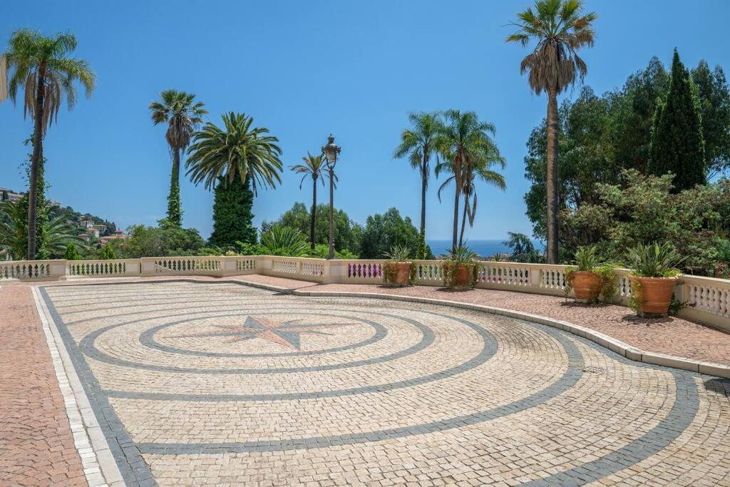 Le Winter Palace - Central - Parking Prive - Palace - Wifi Menton Dış mekan fotoğraf